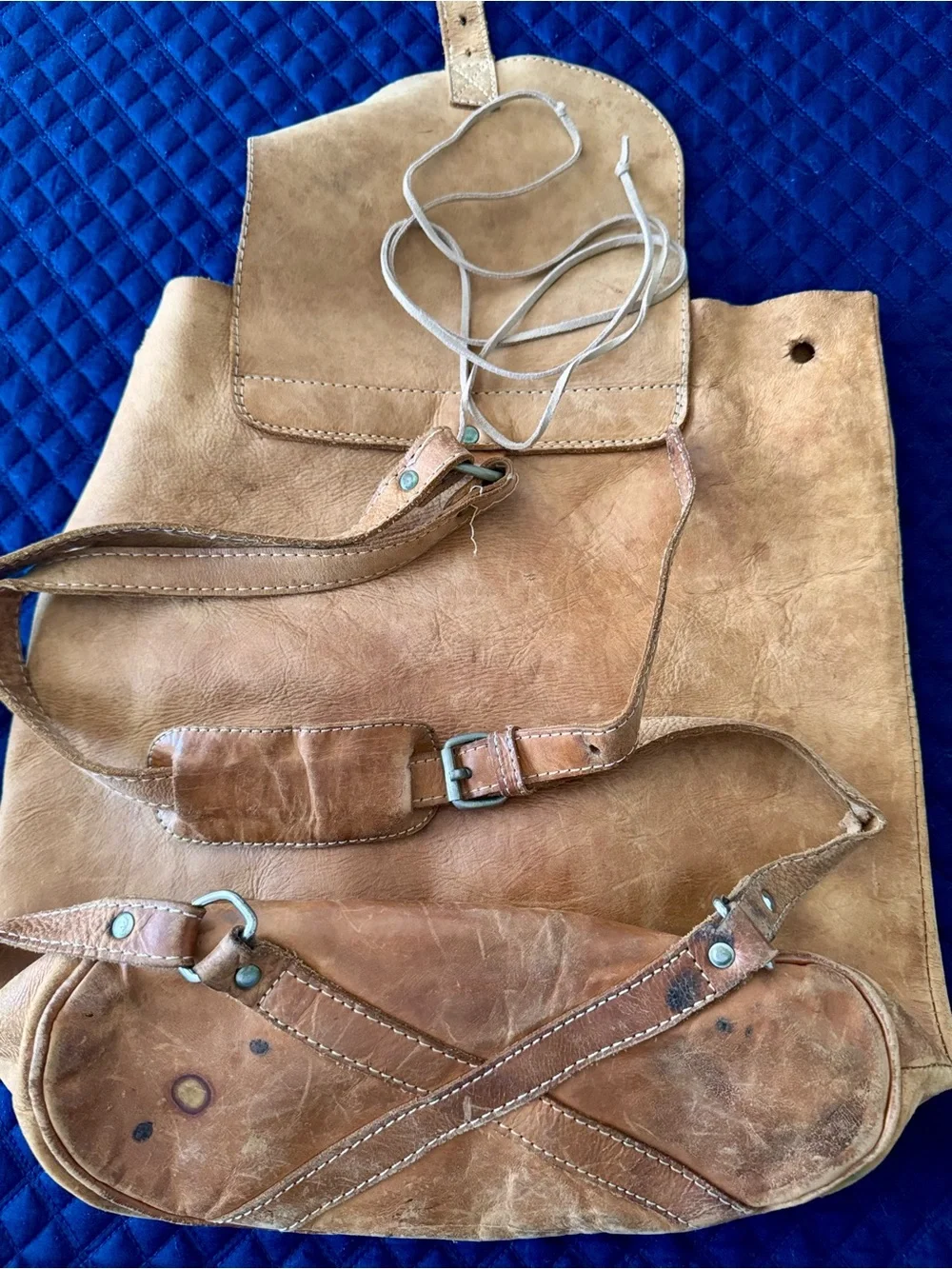 Leather Men’s Backpack in Tan with broken strap